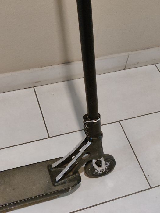 Трюковой самокат movino black mamba