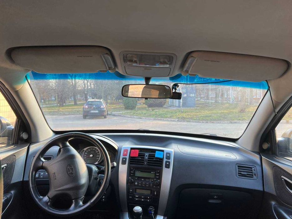 Продаю Hyundai Tucson 2008