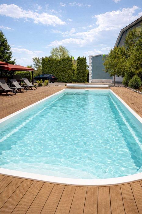 Будинок 600 кв. Велика зала. Басейн, сауна, джакузі, хамам.