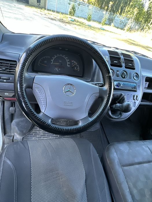 Продам Mercedec Vito 2001 год 2,2 дизель