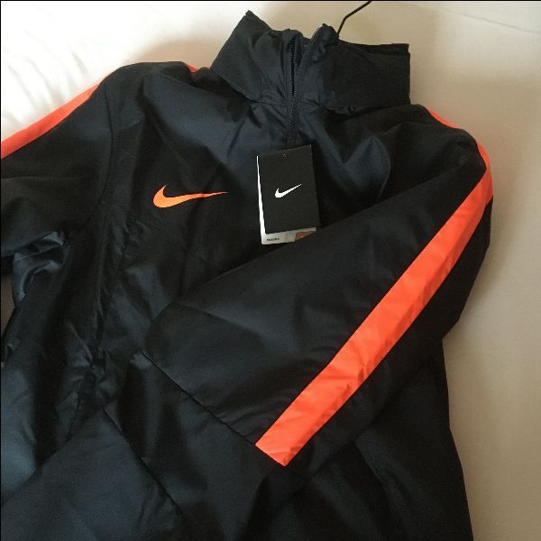 Kurtka Nike Storm-Fit NOWA