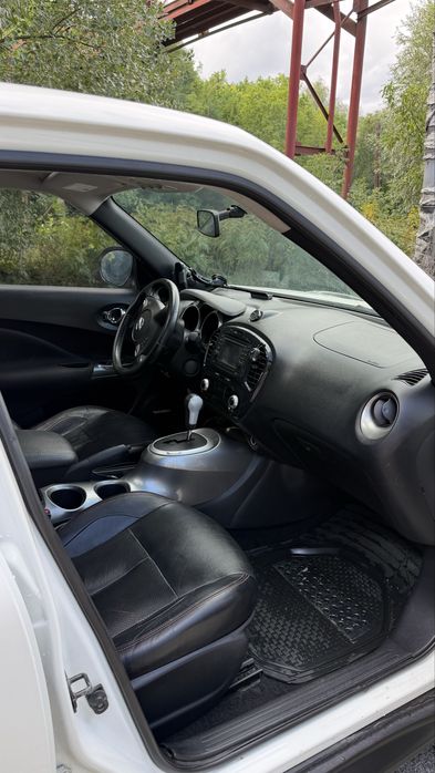 Автомобіль Nissan Juke