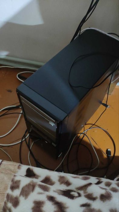 пк ігровий комп'ютер intel i7  amd rx580 на 8g ddr3 16g 2*8g lga1155