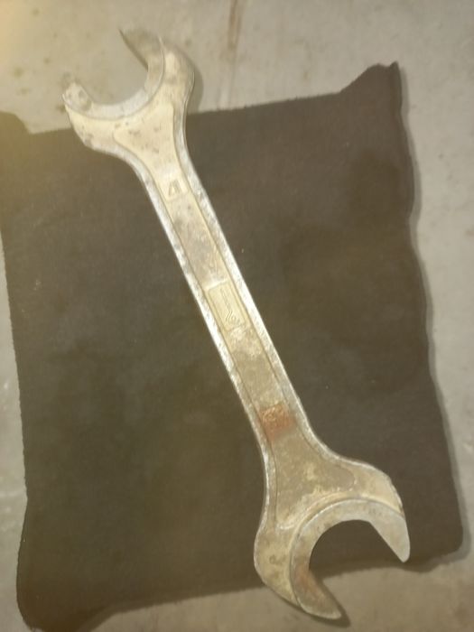 Продам рожкового ключа на 41×46 СССР