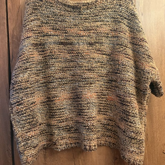 Sweter z krótkim rękawem