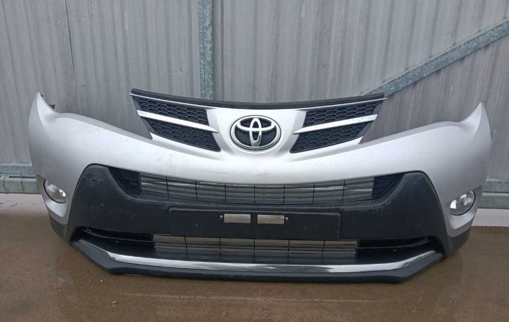 Бампер передній Toyota Rav4 IV перед оригінал разборка