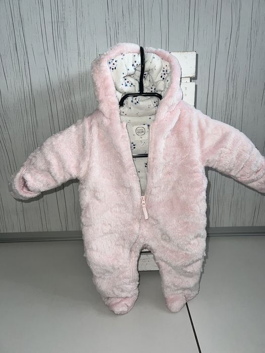 Kombinezon niemowlęcy