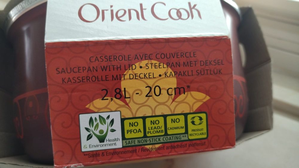 Panela TEFAL com tampa