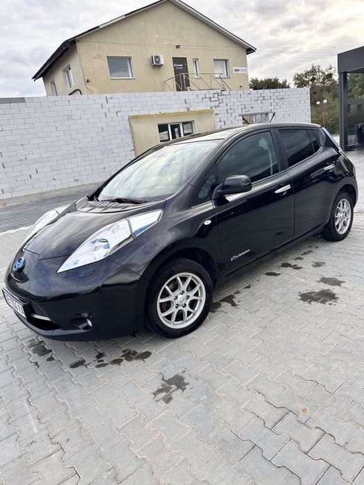 Оренда Nissan Leaf 3500 нед
