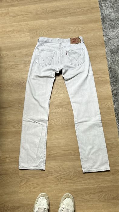 Calças Levis brancas