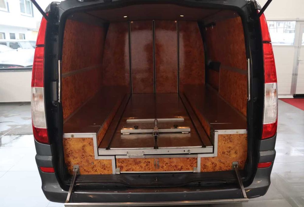 Катафалк Mercedes-Benz Vito 4x4