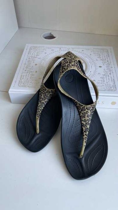 Crocs japonki sexi flip panterka W10 41/42 Reda • OLX.pl