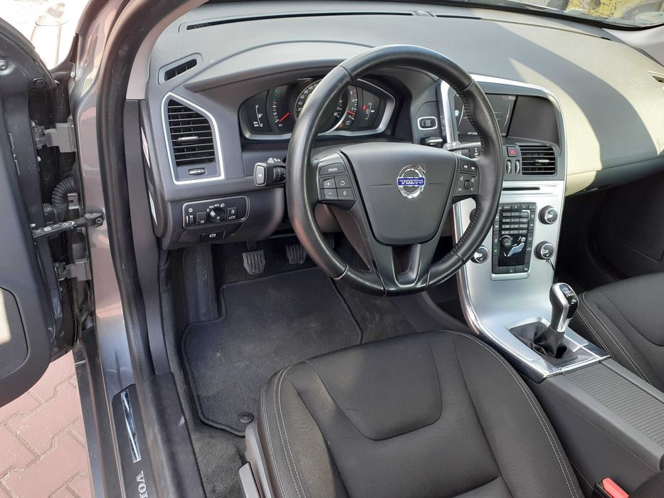 Volvo XC60 manual