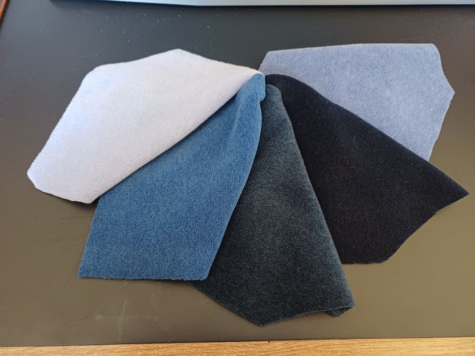 В наявності Тканина Фліс ( є різні кольори)