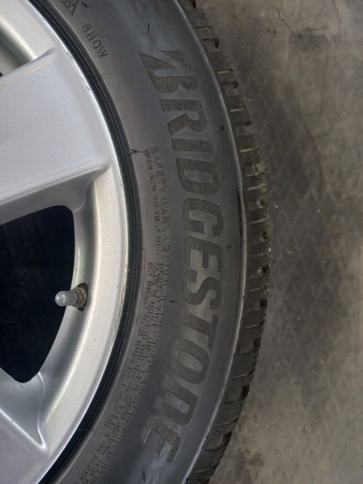 Резина Bridgestone R16 205/60 R16 зима на дисках