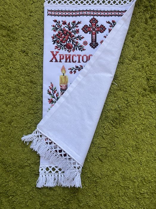 Рушники великодні вишиті бісером