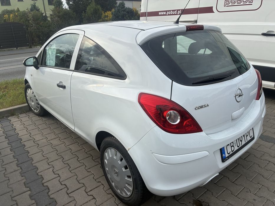 Opel corsa D 2008r