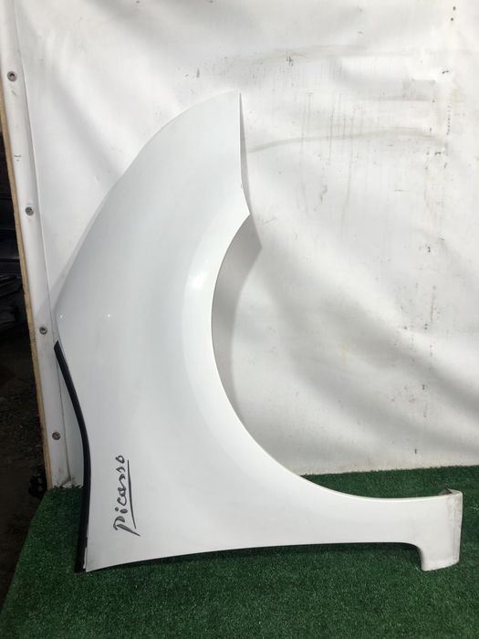 Передні крила крило Citroen Picasso c4 цітроен пікассо оригінал