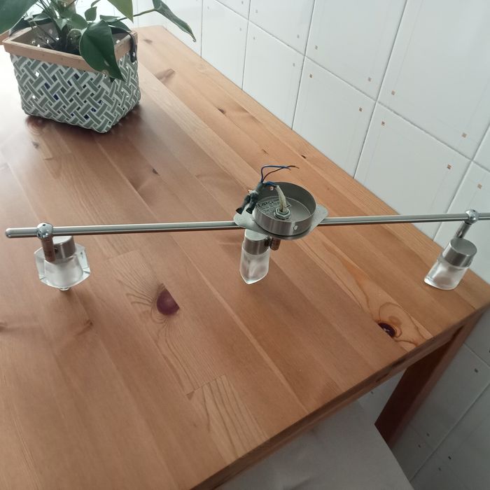 Vendo candeeiro  3 Focos