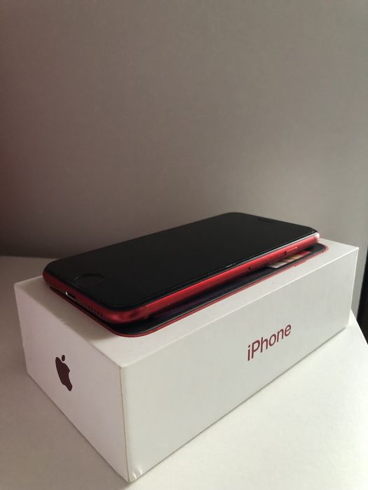 Iphone SE (czerwony) 128 GB