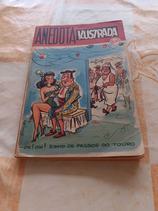 Livro de bolso humorístico "Anedota Ilustrada"
