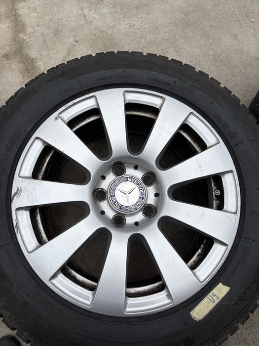 Оригінальні диски Мерседес w212 з резиною.