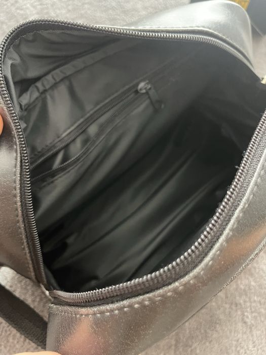 Evarlast U.S.A сумочка Black New