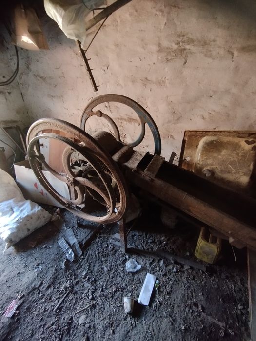 Продам січкарню без двигуна