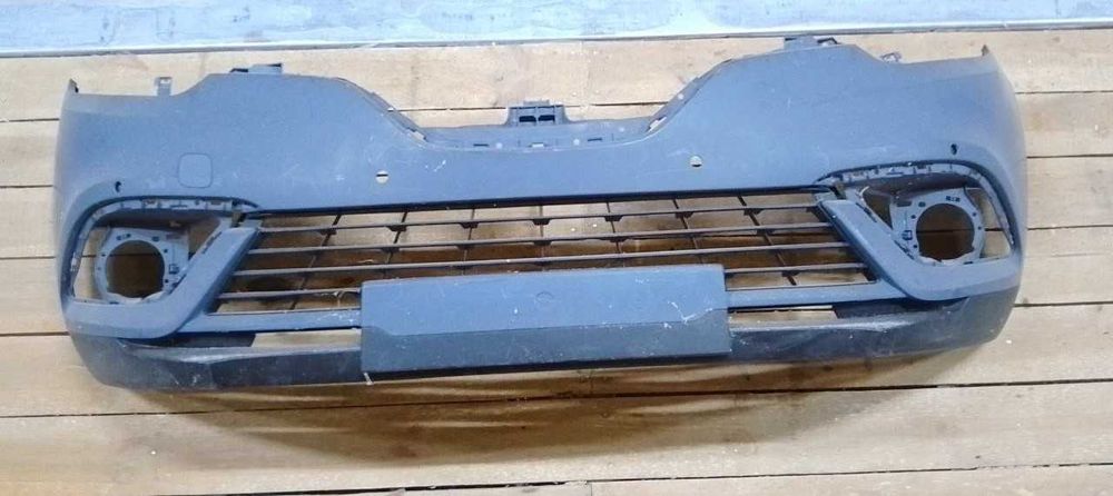 Бампер Renault Master,Trafic,Kangoo,Megane,Scenic,Duster.Zoe та інші.