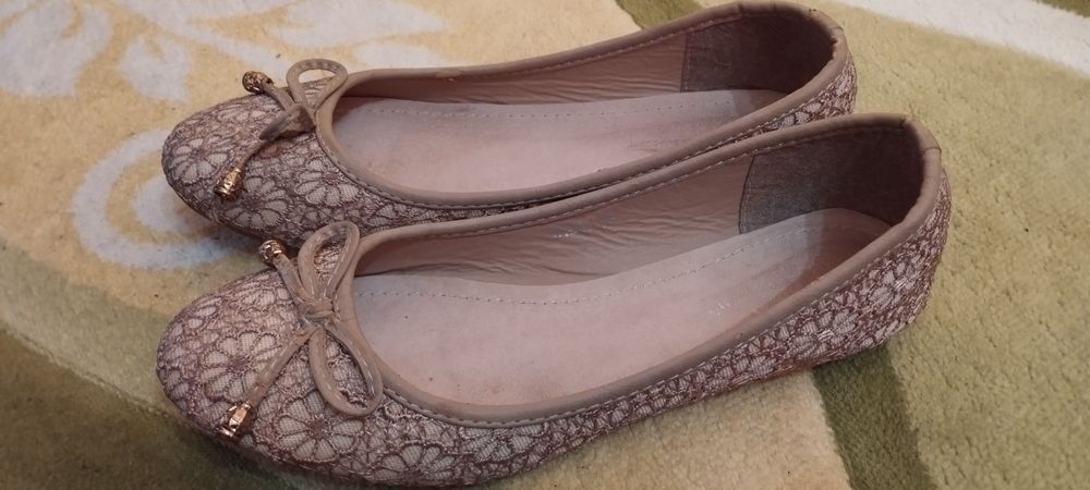 Продаю балетки (38 розмір)