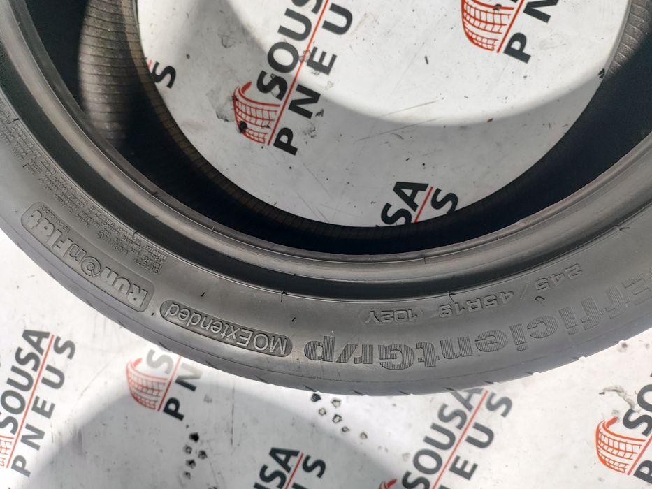 2 pneus semi novos 245-45R19 RFT Goodyear - Oferta os Portes