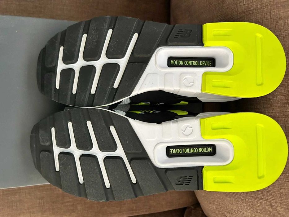 New Balance 997s 45.5