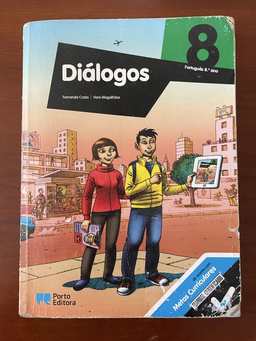 Diálogos - Português 8• Ano