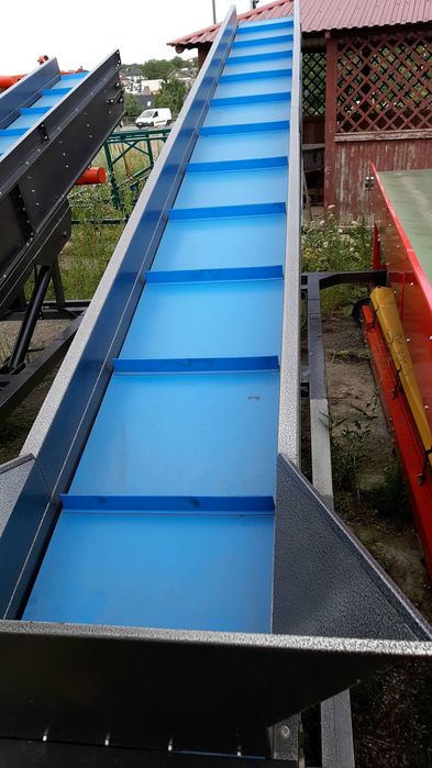 Конвеєр (транспортер) підйомний довжиной 6м