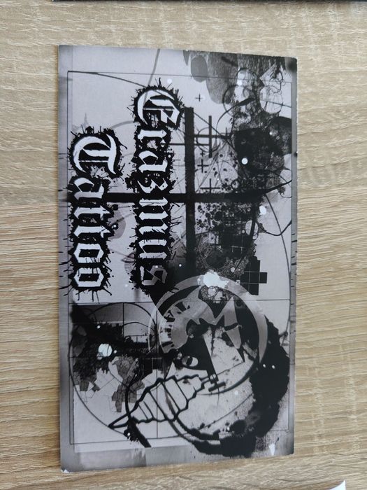 Sprzedam voucher na tatuaż.