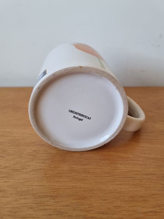 Caneca com tulipa64286785304065123