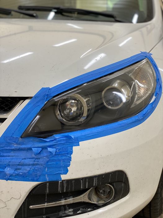 Полировка фар, Тонировка фар и оклейка защитной бронепленки, Детейлинг