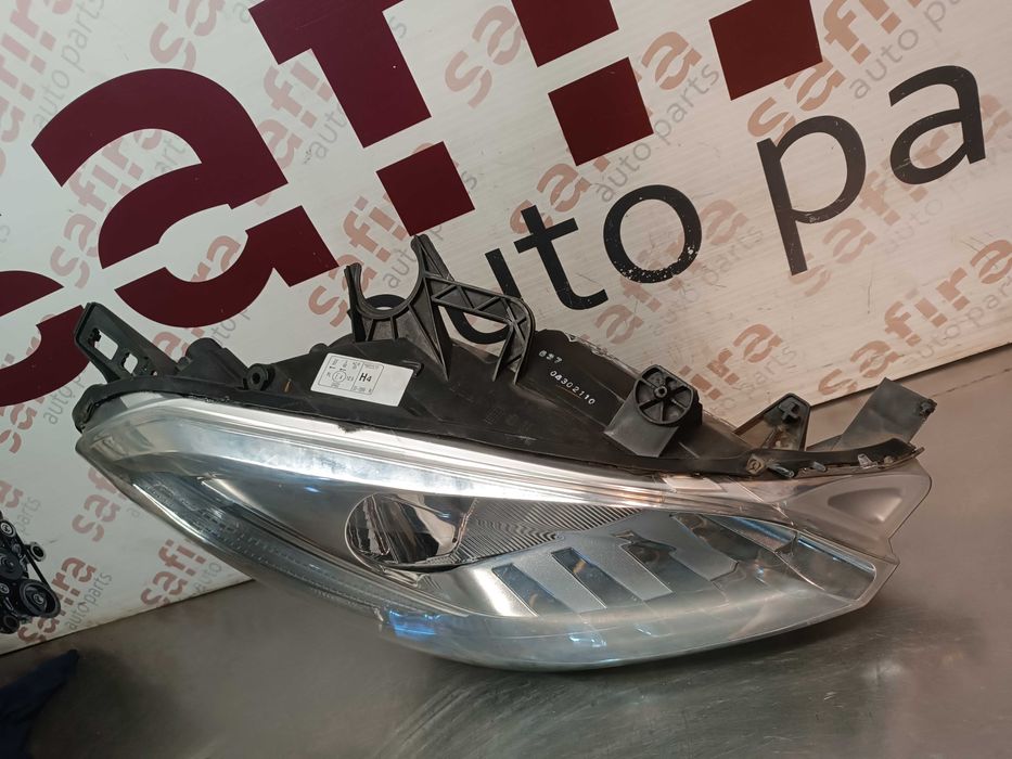 Otica / Farol Citroen Berlingo / Peugeot Partner 2012-2015 - Direito