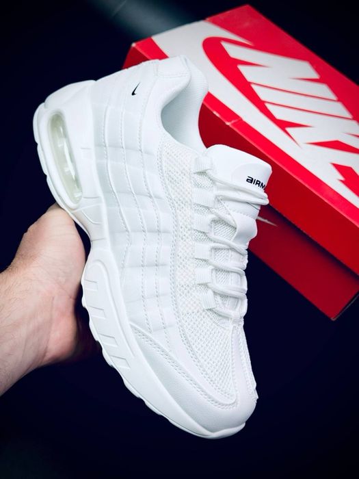 Кожаные кросовки белые мужские Nike 95 колекция Найк 2026!! Nike air max 95 ! Мужские осенние кросовки найк ! Белые найки Топ качество