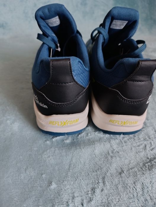 Продам Кроссовки Jack Wolfskin, 44 размер, новые.