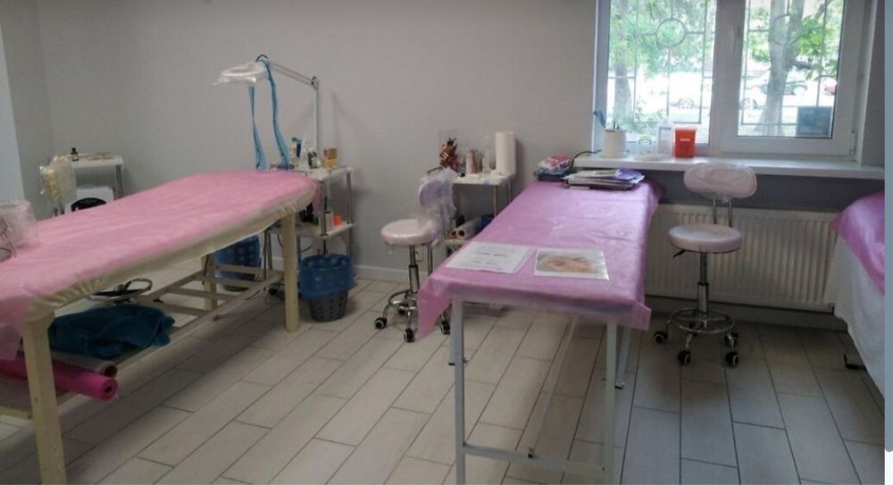 Фасадное Помещение под салон офис