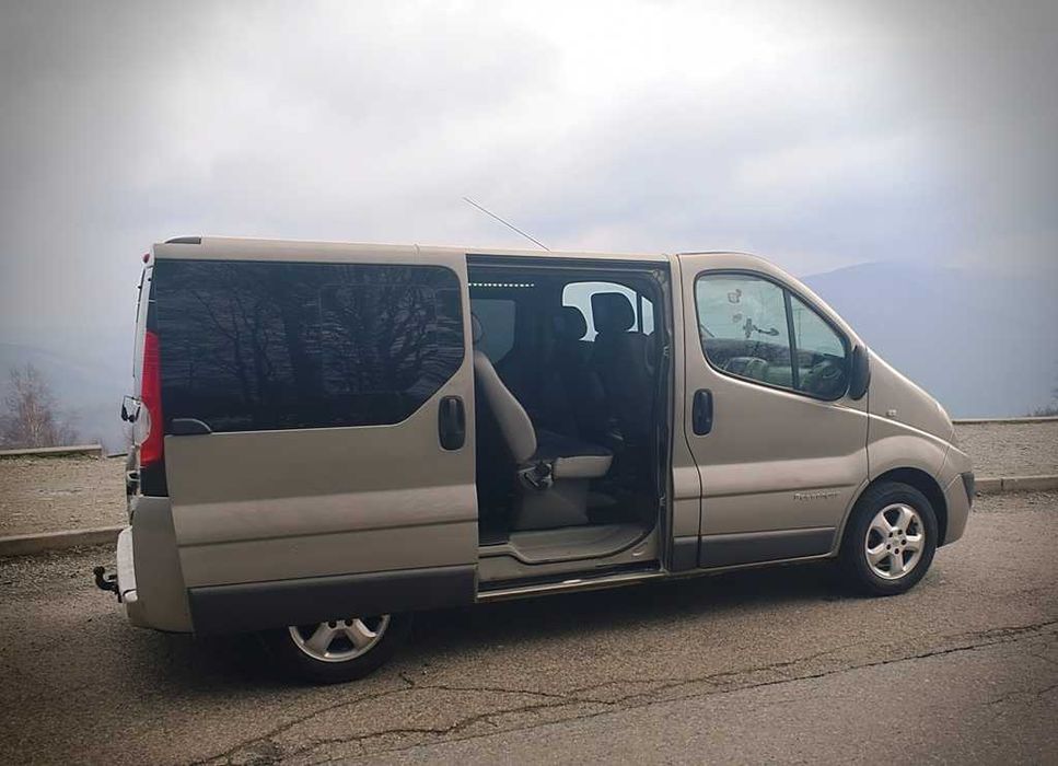 Wynajem Busa 8 Osobowego Na Wakacje|Winiety+Boks GRATIS!Android Auto!