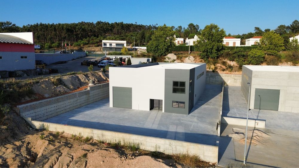 Armazem novo para arrendamento - Torres Vedras