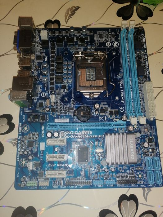 Материнська плата під ремонт