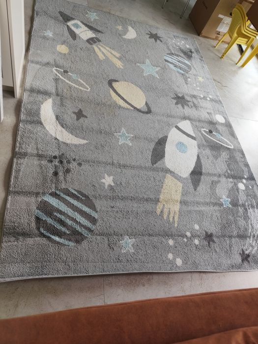 Dywan do pokoju dziecięcego kosmos 200x290