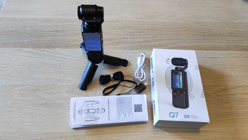 Câmera Digital Q7 CCD