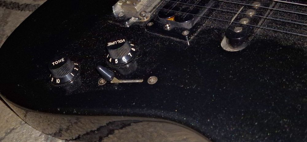 Squier by Fender  Showmaster, Indonesia 2003 Hss