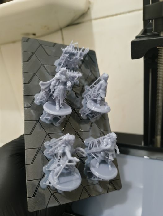 Impressão 3d de miniaturas para jogos como Warhammer 4k e Dnd