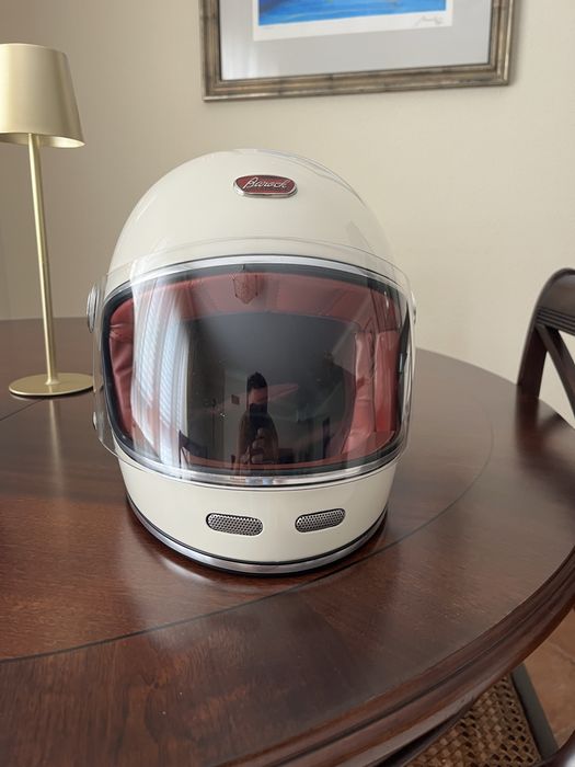 Capacete vintage como novo bycity