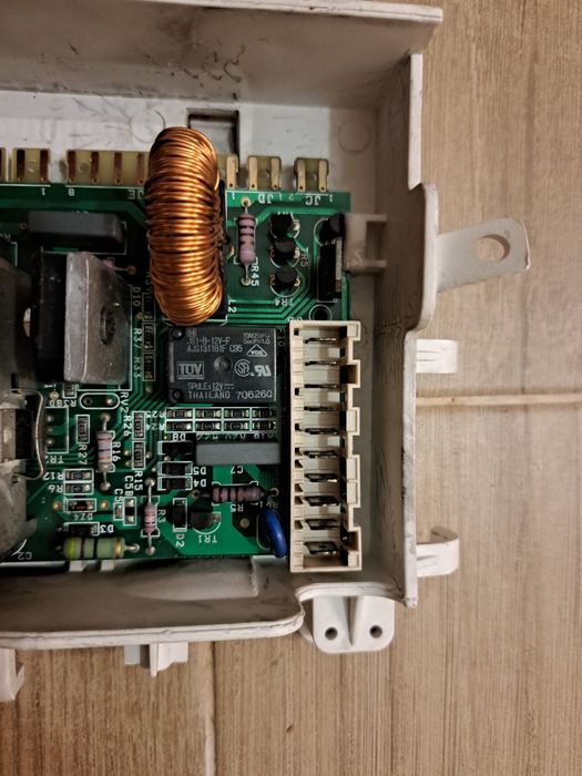 Módulo electrónico Whirlpool AWZ 614E